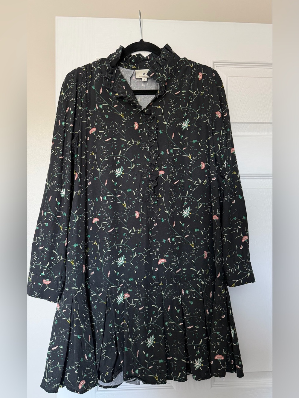 Tuckernuck Black Floral Long-Sleeve Swing Dress